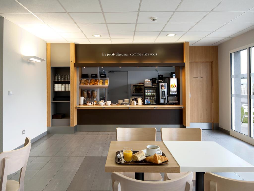 B&B Hotel Lyon Eurexpo Шасьє Екстер'єр фото