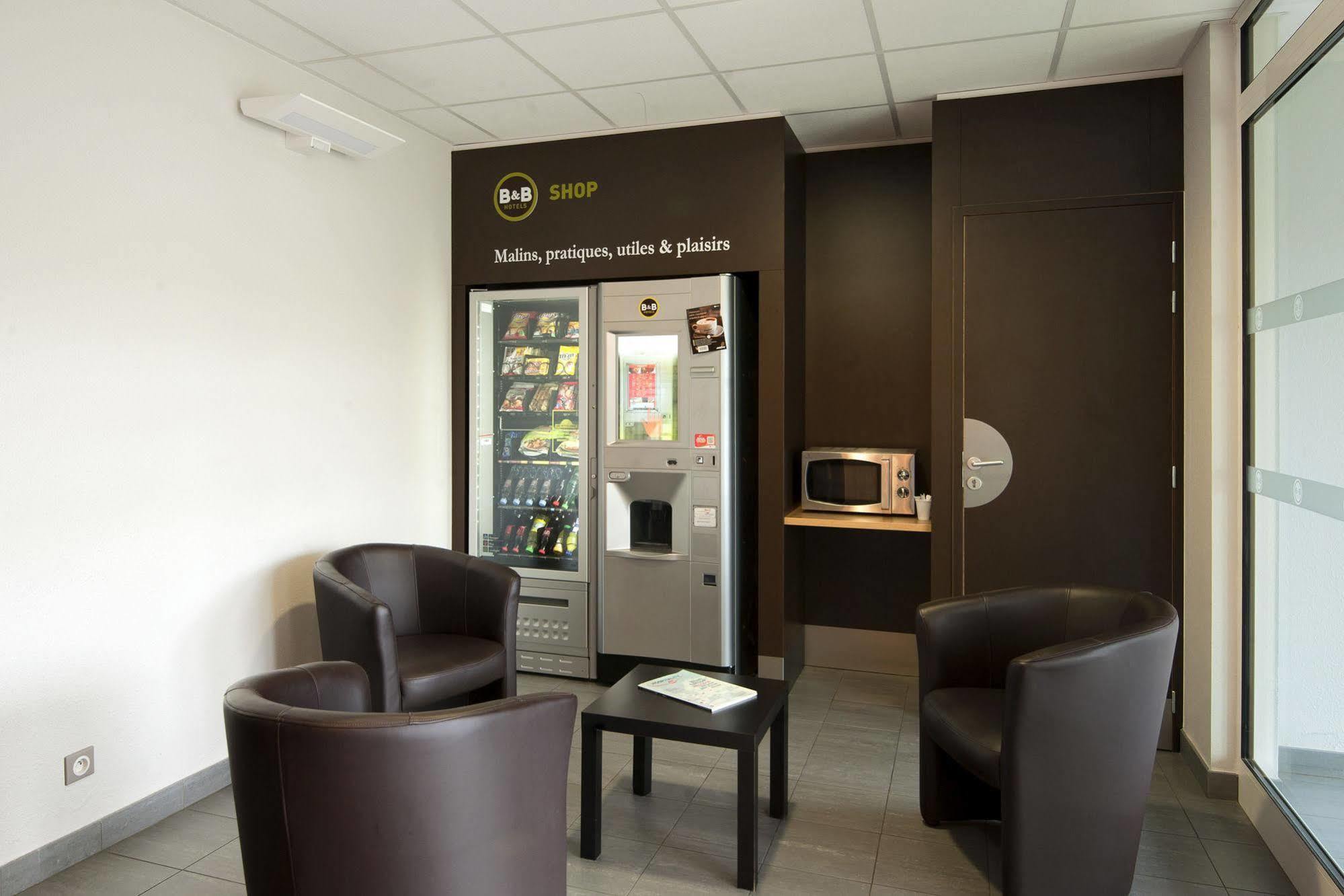 B&B Hotel Lyon Eurexpo Шасьє Екстер'єр фото